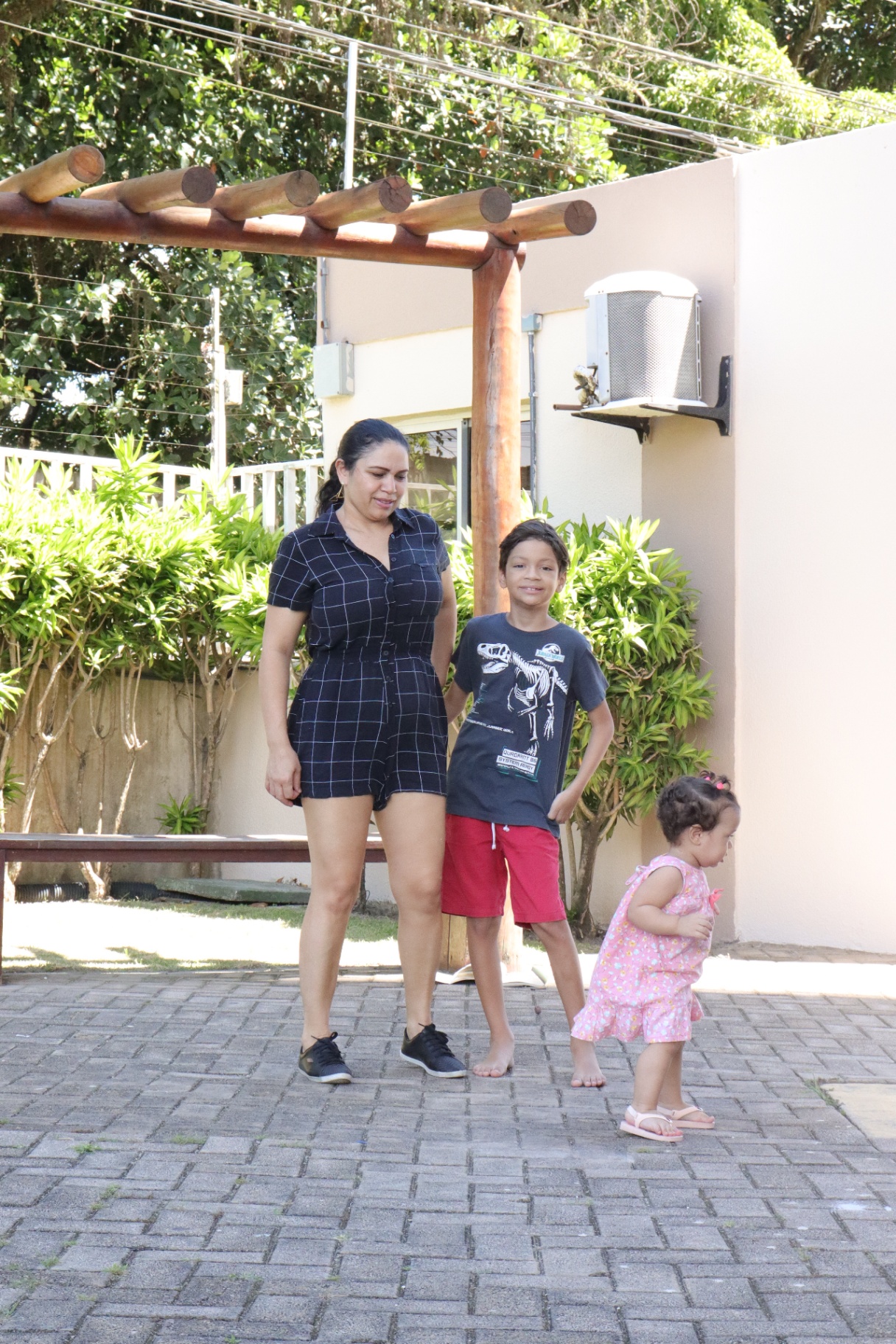Família no jardim
